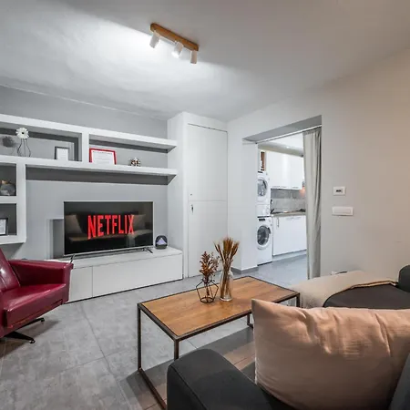 Al Mulèin - 2 Passi Dal Centro Con Parcheggio Appartamento