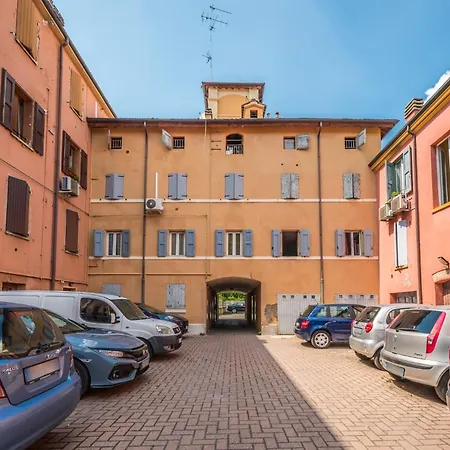 Al Mulèin - 2 Passi Dal Centro Con Parcheggio * Modena